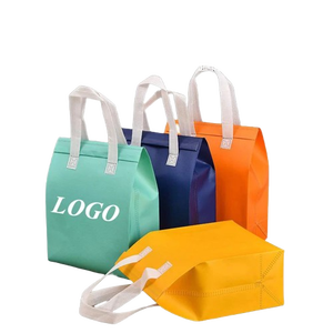 Sac fourre-tout isotherme non tissé écologique à logo personnalisé Sacs alimentaires réutilisables à poignée isolée à la mode pour gâteau au lait recyclables - Product Image 6