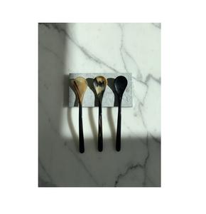Cuillère en corne de buffle de haute qualité pour la restauration rapide et la vaisselle à emporter 10g pour la cuisine et les mariages en vente - Product Image 4