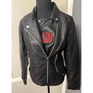 แจ็คเก็ตไบเกอร์หนัง PU สำหรับผู้หญิงปักลายด้านหน้า - Product Image 4