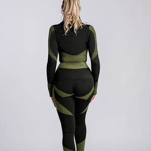 Conjunto de Yoga de Primera Calidad con Logotipo Personalizado para Mujer, Leggings y Tops Deportivos - Product Image 3