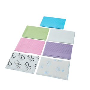 Sous-couches jetables imperméables en papier pour le soin esthétique, bavoirs et serviettes dentaires colorés pour patients orthodontiques, aspect serviette pour confort et style - Product Image 4