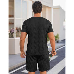 ชุดกีฬาสองชิ้นระบายอากาศของผู้ชายเสื้อยืดและกางเกงขาสั้นสำหรับออกกำลังกายในร่ม/กลางแจ้ง - Product Image 5