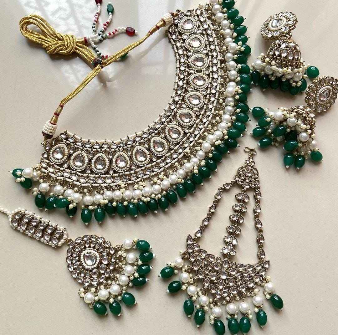 สีเขียว