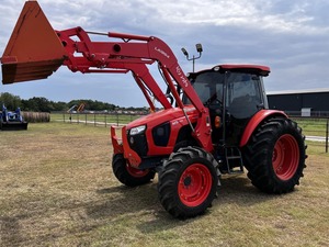 Tracteur M5-111 Kubota 2017 Tracteur d'occasion à roues de qualité supérieure avec livraison rapide - Product Image 6