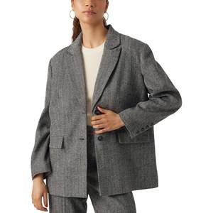 Vero Moda Lizzie Blazer Lungo Oversize Grigio con Ricami, Perline, Paillettes e Decorazioni a Bottoni, Completo Business in Maglia - Product Image 1