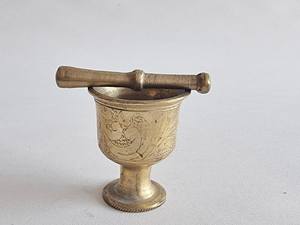 Mortero y Maja de latón Vintage para restaurante en casa, accesorios de cocina, herramientas de hierbas y especias, trituradora de Medicina de granito 2023 - Product Image 6