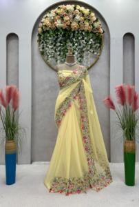 Saree ออกแบบที่สวยงามด้วยด้ายและลำดับกับงานมุก - Product Image 4