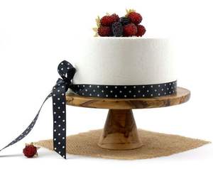 Porte-gâteau en bois fait main élégant, parfait pour les tables de desserts et la décoration d'événements - Product Image 3