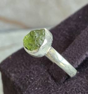 แหวนแฟชั่นทำมือสไตล์โบฮีเมียนที่ใส่ได้ทั้งชายและหญิงชุดอัญมณีอเมทิสต์แบบไม่สม่ำเสมอสำหรับงานแต่งงาน - Product Image 6