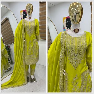 Venta de exportación de pantalón Kurta de seda Chinon con codificación de bordado de secuencia y trabajo Moti para mujer colección de ropa de compromiso - Product Image 6