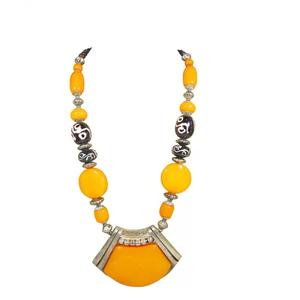 Customized Best Quality Epoxy <b>Resin</b> Necklace for Women & Girls in Various Colors Gold Plated Fashion Jewelry Accessories - Product Image 4