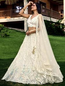 Lehenga choli งานปักลวดลายหนา - Product Image 3