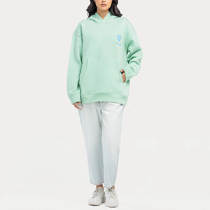 Conjunto informal de dos piezas para mujer, sudaderas con capucha y hombros caídos de talla grande, pantalones de chándal con patrón sólido por encima de la rodilla, Tops cortos de todos los tamaños - Product Image 1