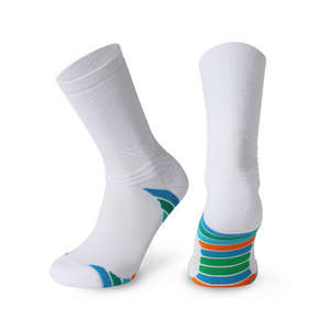 Chaussettes de sport de plein air avec durabilité et confort améliorés pour la randonnée hivernale et la course thermique auto-chauffante - Product Image 4
