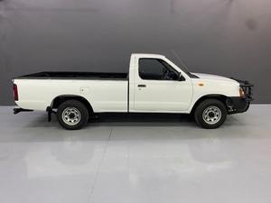 NISSAN NP300 HARDBODY 2.0 2017 D'OCCASION CÔTÉ GAUCHE/CÔTÉ DROIT - Product Image 4