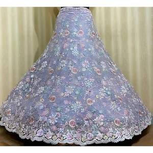 Diseñador nupcial Lehenga Choli intrincado bordado con lentejuelas y Zari en red ligera al por mayor disponible - Product Image 4