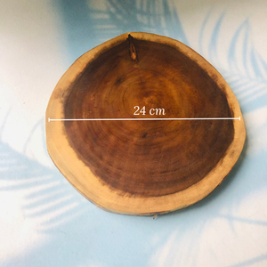 Planches à découper en bois d'acacia naturel de différentes tailles, planche à fromage faite à la main par VITRAPRO - Product Image 1