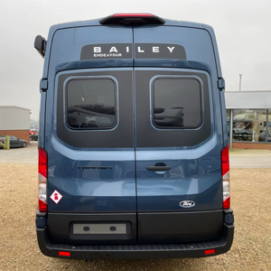 Autocaravanas Modernas de Lujo 4x4, Mini Caravana Contemporánea de Lujo, Caravana Impermeable con Capacidad para 4 Personas - Product Image 6