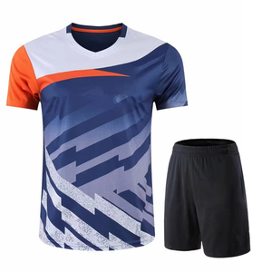 Camiseta de fútbol a rayas con sublimación personalizada, uniforme de fútbol personalizado con logotipo de equipo para uso individual o en equipo - Product Image 4