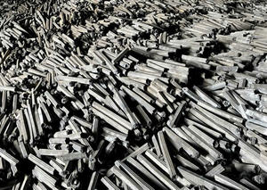 Charbon de bois de sciure de bois BBQ compressé Charbon de bois carré et Hex Type Fabriqué à la machine au Vietnam à partir de sciure de bois pour les grillades de restaurant - Product Image 2