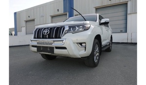 Sièges d'occasion 2018 GCC PRADO 4x4 SUV en cuir blanc avec entraînement AWD automatique ACC Régulateur de vitesse 5 places - Product Image 2