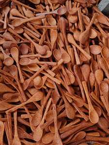 Cuillère de service en bois massif, ustensile en bois durable, idéal pour manipuler les aliments, mélanger les ingrédients et produit au Vietnam - Product Image 4