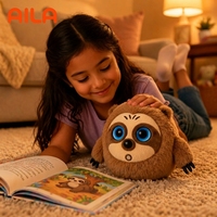 CADOTHY AILA Mignonne poupée interactive en peluche AI avec yeux LED, interaction multisensorielle, sûre pour les tout-petits, comme rappel de santé pour les seniors