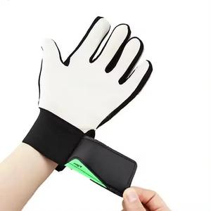 Nouveaux gants de gardien de but élégants du meilleur fabricant Taux d'usine Qualité professionnelle Tendance Mode Qualité fine Meilleurs sports - Product Image 5