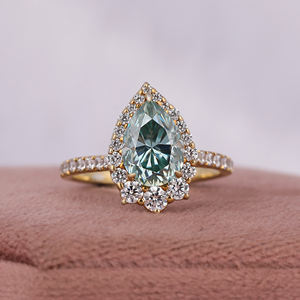 แหวนหมั้น10KT สีทองหรูหราสำหรับผู้หญิงแหวนตัดเพชรลูกแพร์สีฟ้ารัศมีคลาสสิกการตั้งค่าเพชรห้องแล็บสร้างขึ้น-ได้รับการรับรอง IGI - Product Image 4