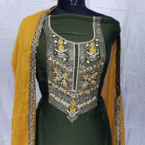 Trajes de moda india bordados a mano sin costuras de diseñador moderno para mujeres para fiestas de estilo tradicional - Product Image 3