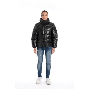 แจ็กเก็ตแฟชั่นสไตล์โมเดิร์นสำหรับผู้หญิงอบอุ่น2022ฤดูหนาว - Product Image 1