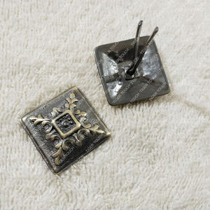 Brida de arnés de latón inglés del siglo Medieval ABL Hebillas de cinturón de cobre de Teste Di Mucca Bullette Mucca Horse Brass - Product Image 3