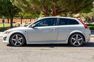 VOLVO C30 T5 R-DESIGN 2013 d'occasion, conduite à gauche/droite - Product Image 4