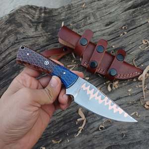 Cuchillo de Damasco de cobre de nuevo diseño con funda de transporte horizontal Cuchillo para desollar con mango de resina - Product Image 5