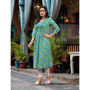 Kurti Droit en Coton Vert Lehariya pour Femme, Ensemble Salwar Ethnique Indien Imprimé à la Main, Tenue de Soirée Moderne, Dernière Collection Cousue - Product Image 4