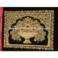 Broderie à la main Zari, 100% coton, design moderne, tissu mural suspendu, provenant de l'Uttar Pradesh, écologique, durable, décoration intérieure