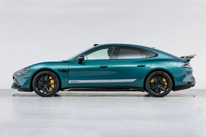 Nuevo Sedán Eléctrico de Alto Rendimiento, Tridireccional, con Tracción en las Cuatro Ruedas, Potencia de Más de 400 CV, Aceleración de 0 a 100 km/h en 1.98s y Velocidad Máxima de 350 km/h - Product Image 6