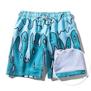 Short de bain pour homme, texture légère et douce, mélange de polyester à séchage rapide, idéal pour les sports d'été décontractés et de plein air. - Product Image 6