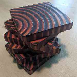 Dessous de verre faits à la main en bois d'acacia massif vaisselle carrée antidérapante ensemble de service à haute teneur en café utilisation dans la cuisine Style créatif bas prix - Product Image 5