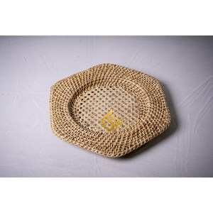 Fabrication d'Assiette de Rechange en Rotin Tissé à la Main Chargeur Alimentaire Plaqué Produits de Gros Napperons en Bambou Vaisselle Décoration de Mariage - Product Image 2