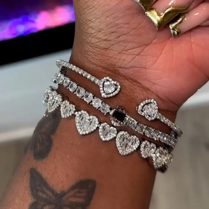 Parure de <span class=keywords><strong>bijoux</strong></span> de fiançailles 2026, bracelet chaîne avec grand et petit cœur, pavé de zircons 5A étincelants, symbole de véritable amour - Product Image 4