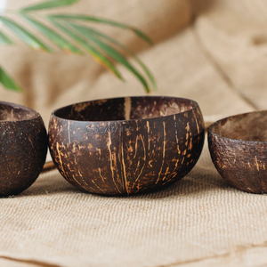 Offre Spéciale La Noix De Coco Shell Bol/Bol de noix de coco Et Cuillère/Bol de noix de coco Avec Une Cuillère Avec Gravure Laser Logo Made in Vietnam - Product Image 3