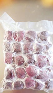 Dried Dragon Fruit Selected Raw <b>Material</b> Soft Texture For Cereal Trail Mix Ingredient Supplier - Product Image 3