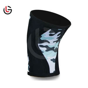 Le coude d'haltérophilie en néoprène sur mesure prend en charge le coude standard lavable du Pakistan en vente - Product Image 4