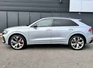 Audi RS Q8 4.0T SUV 2025 Impecable, Título Limpio, Bajo Kilometraje, Tracción Total, Motor en Buen Estado, Cámara Trasera, Volante a la Izquierda, Entrega a Domicilio - Product Image 2