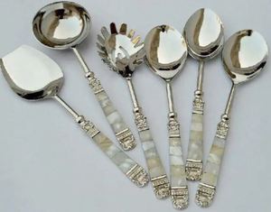 Juego de cubiertos de metal de diseñador de tendencias Cubiertos de latón Aluminio Acero para eventos de boda Incluye cucharas Cuchillos Tenedores - Product Image 5