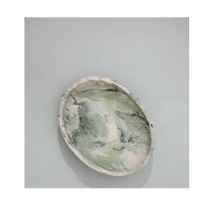 Bol à fruits de luxe en résine fabriqué à la main avec finition brillante lisse design artistique moderne parfait pour la décoration ou la salle à manger - Product Image 5