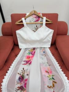 Conjunto de Sari de seda crujiente de diseñador bordado de alta calidad para compradores mayoristas con hilo hecho a mano y adornos de lentejuelas - Product Image 3