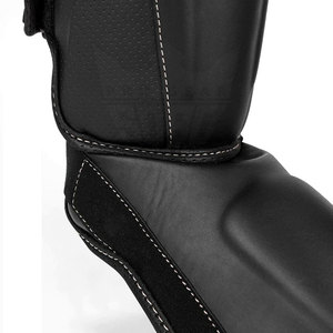 Protège-tibias en cuir de qualité supérieure pour adultes, modèle 2026, avec sangle, design personnalisable, légers, respirants, ajustables et antidérapants - Product Image 5