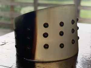 Brazalete de Cuerno de Búfalo, Artesanía Natural, Moderno, de Alta Calidad, Pulido Natural, Ecológico, Duradero, para Uso Diario - Product Image 6